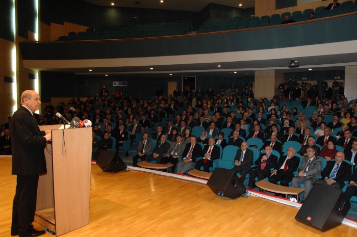 Milliyetçi Hareket Partisi Siyaset ve Liderlik Okulu 1.Dönem Sertifika Töreni